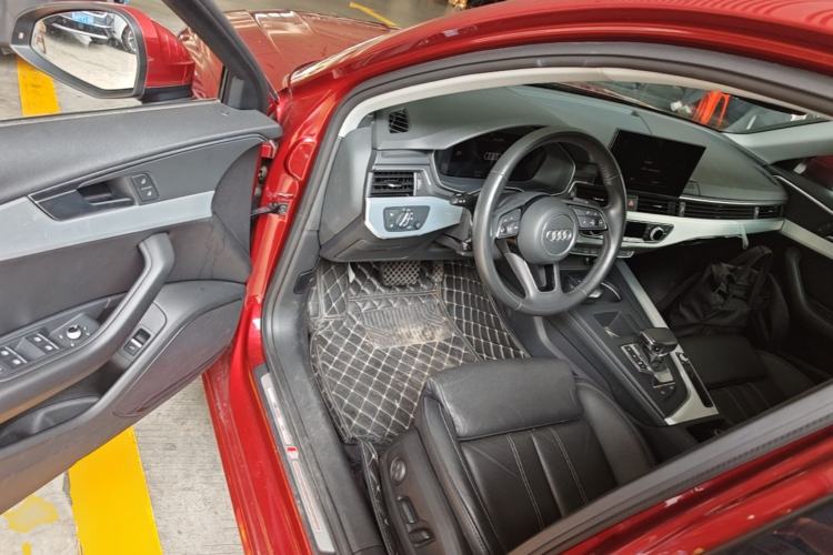 Used Audi A4L 2022 40 TFSI Luxury Dynamic Model Driver Seat