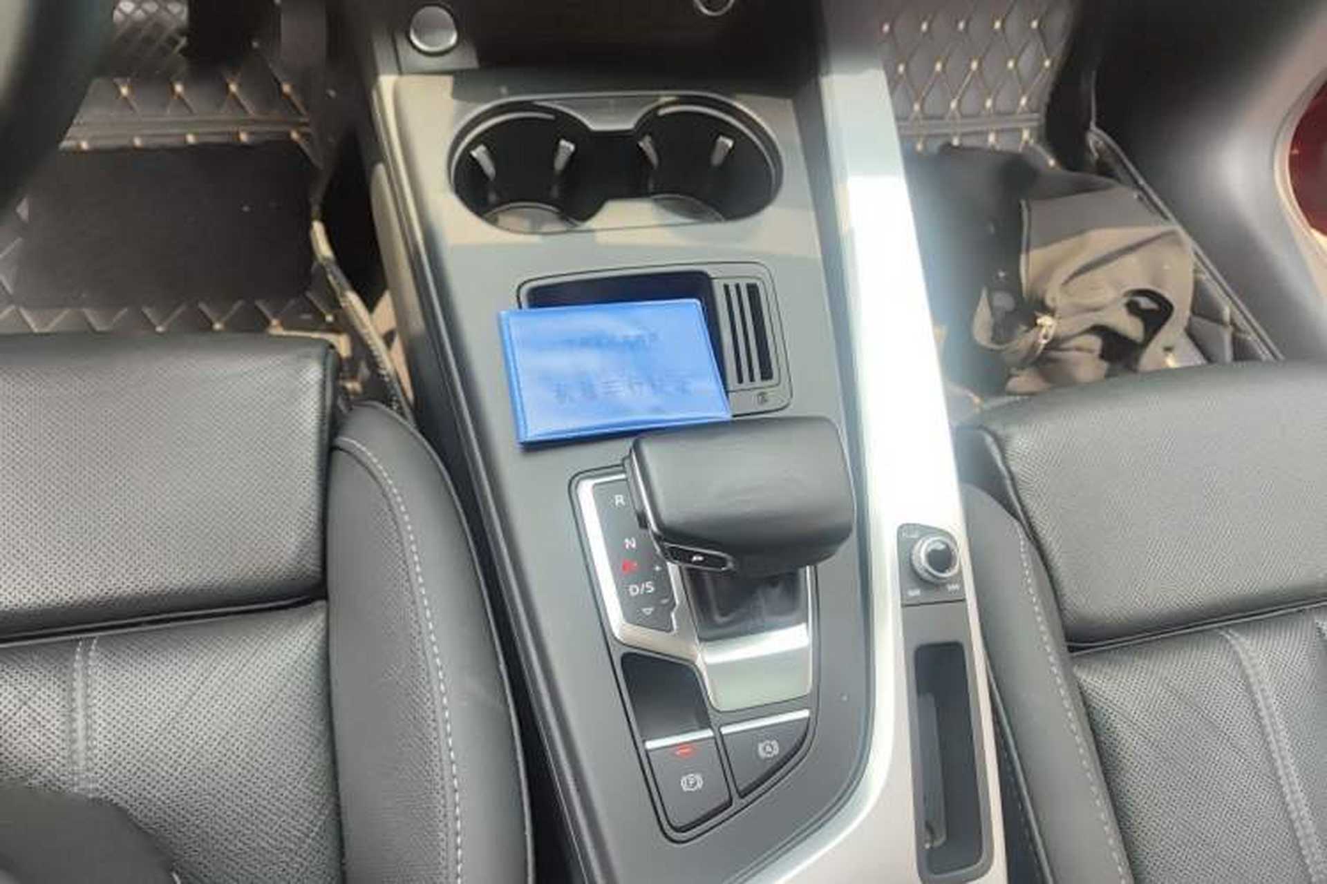 Used Audi A4L 2022 40 TFSI Fashion Dynamic Model Gear Lever