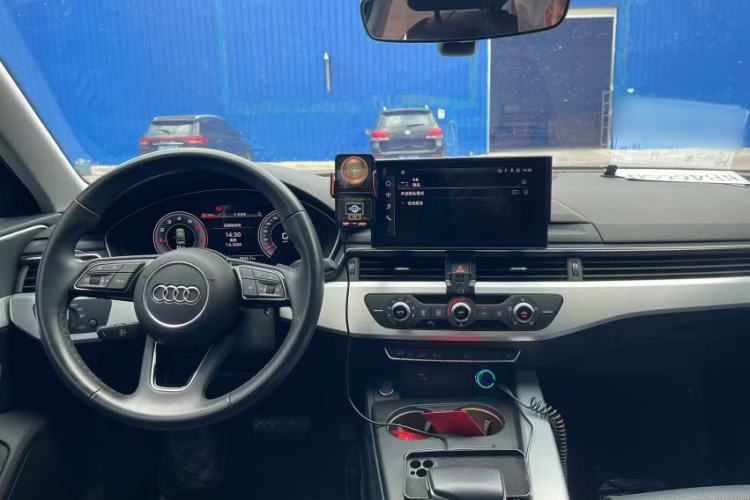 Used Audi A4L 2022 40 TFSI Fashion Dynamic Model Interior 1