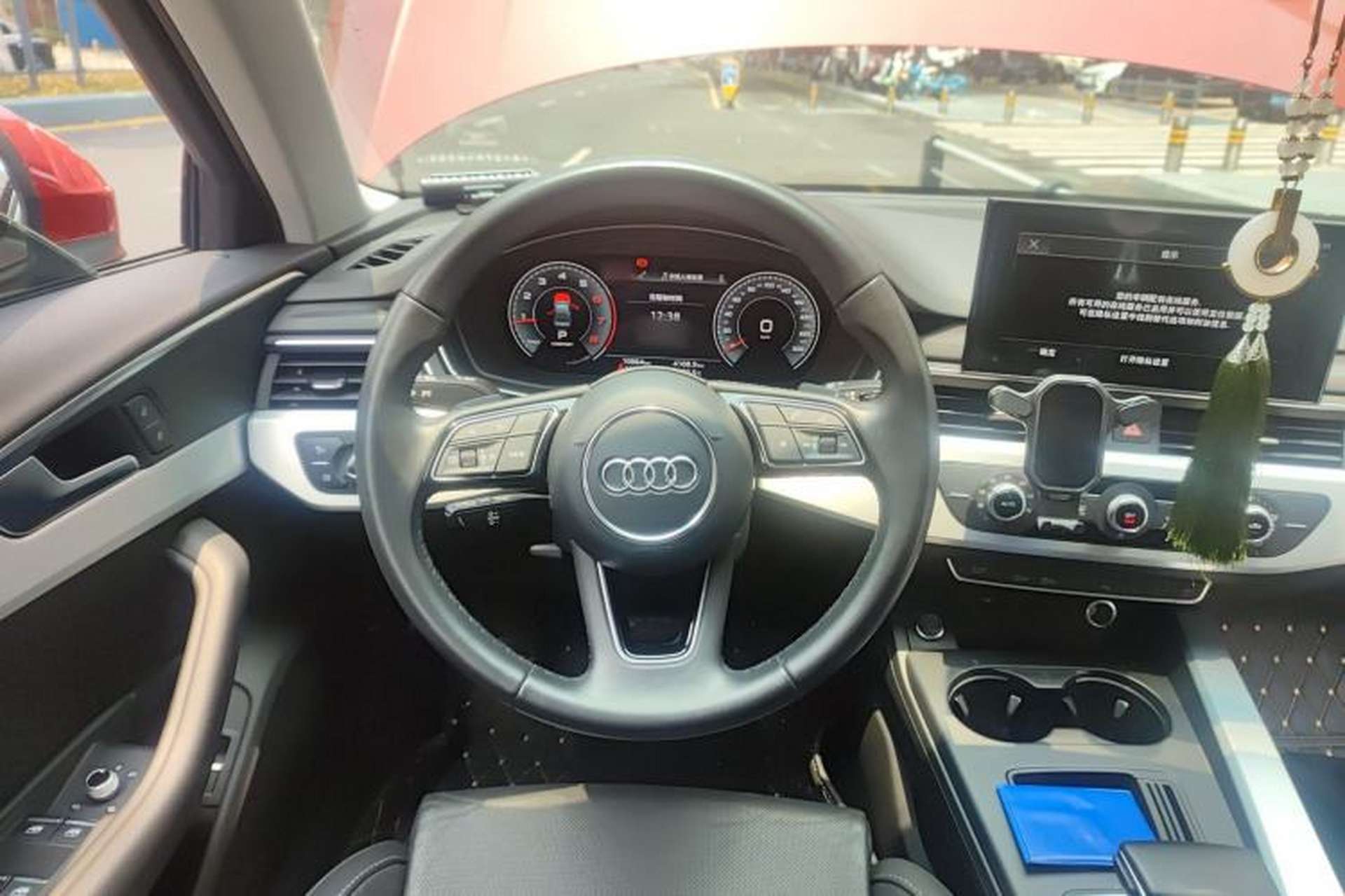 Used Audi A4L 2022 40 TFSI Fashion Dynamic Model Steering Wheel