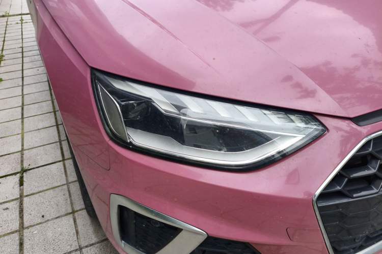 Used Audi A4L 2022 40 TFSI Fashion Dynamic Model Right Front Headlight
