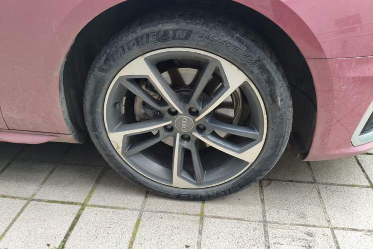 Used Audi A4L 2022 40 TFSI Fashion Dynamic Model Right Front Wheel Hub