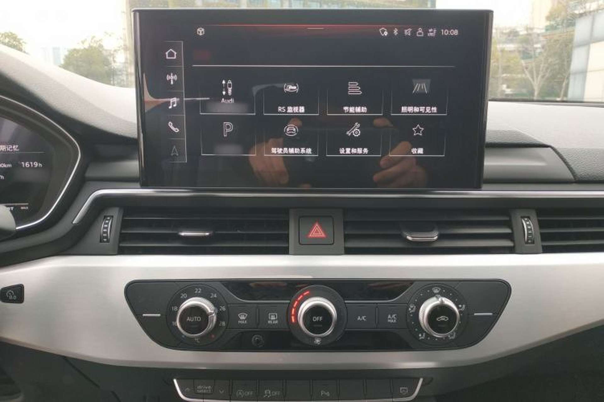 Used Audi A4L 2022 40 TFSI Fashion Dynamic Model Audio And AC Panel