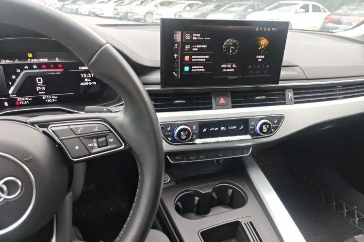 Used Audi A4L 2022 40 TFSI Fashion Dynamic Model Audio And AC Panel