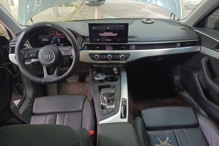 Used Audi A4L 2022 40 TFSI Fashion Dynamic Model Center Console