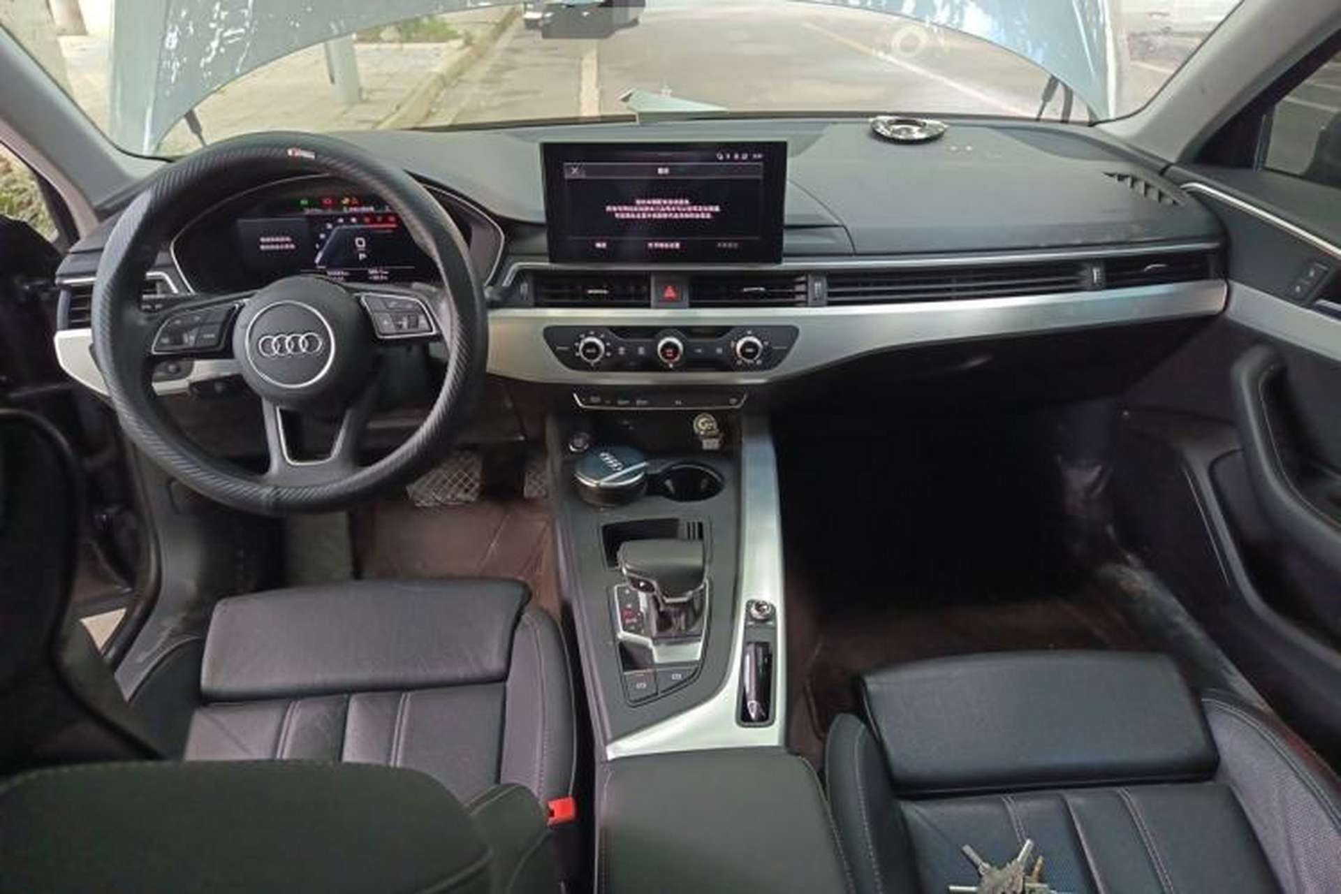 Used Audi A4L 2022 40 TFSI Fashion Dynamic Model Center Console