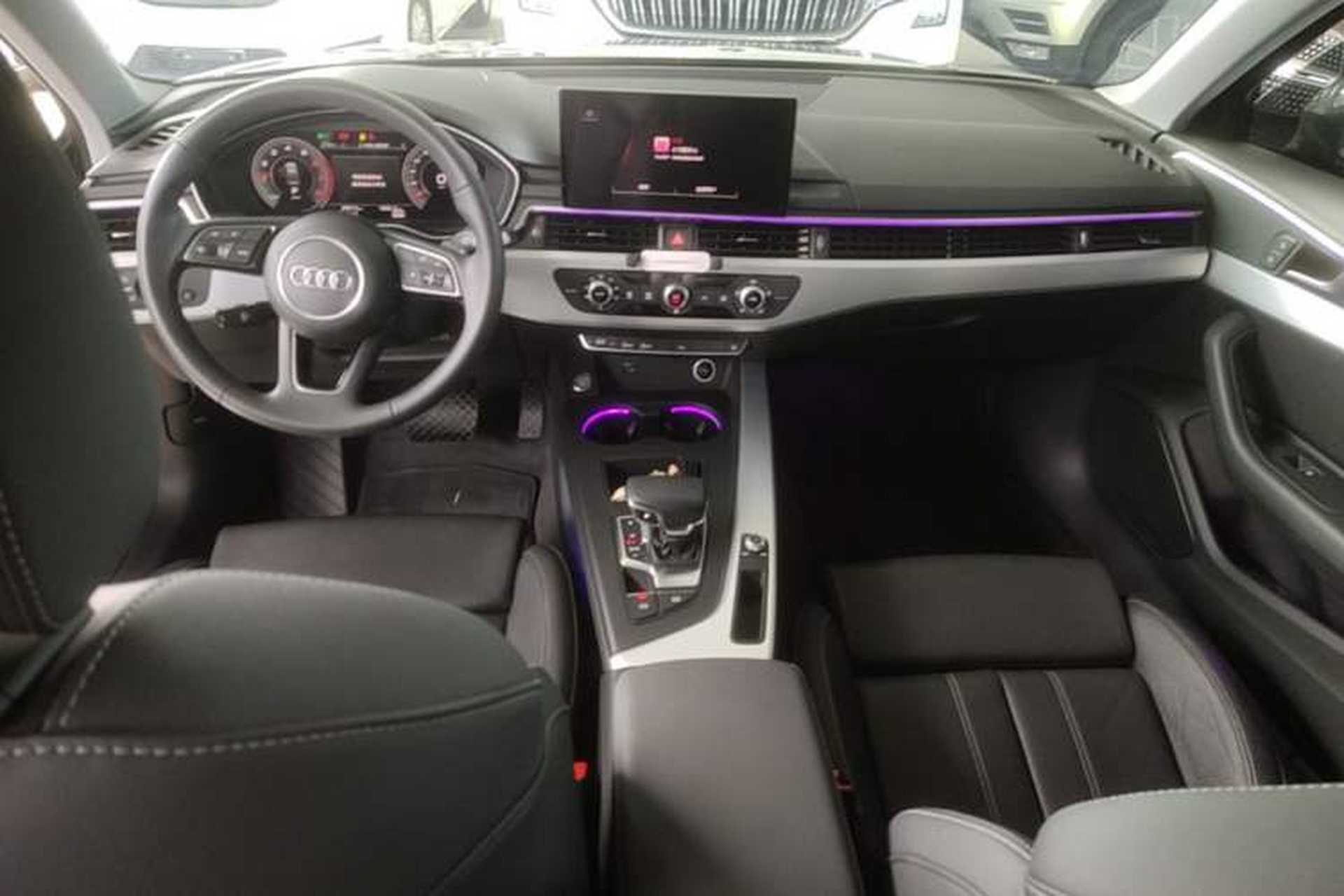 Used Audi A4L 2022 40 TFSI Fashion Dynamic Model Center Console