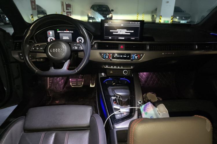 Used Audi A4L 2022 40 TFSI quattro RS Performance Package Center Console