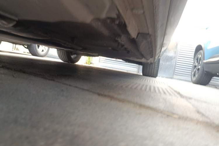 Used Audi A4L 2022 40 TFSI Fashion Dynamic Model Chassis Front Left