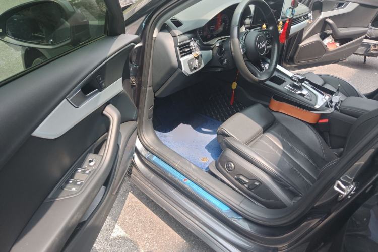 Used Audi A4L 2022 40 TFSI Fashion Dynamic Model Driver Seat