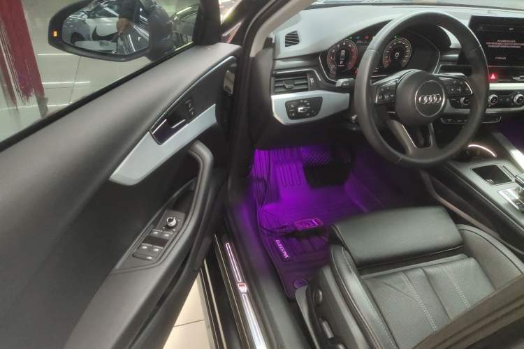 Used Audi A4L 2022 40 TFSI Fashion Dynamic Model Driver Seat