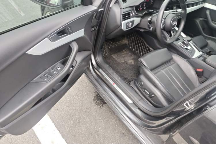 Used Audi A4L 2022 40 TFSI Fashion Dynamic Model Driver Seat
