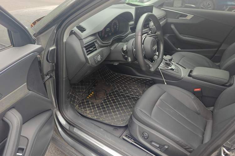 Used Audi A4L 2022 40 TFSI Luxury Prestige Edition Driver Seat