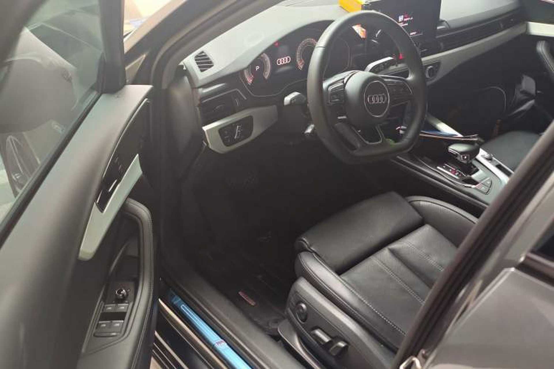 Used Audi A4L 2022 40 TFSI Luxury Dynamic Model Driver Seat