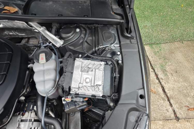 Used Audi A4L 2022 45 TFSI quattro Prestige Dynamic Edition Engine Bay Left