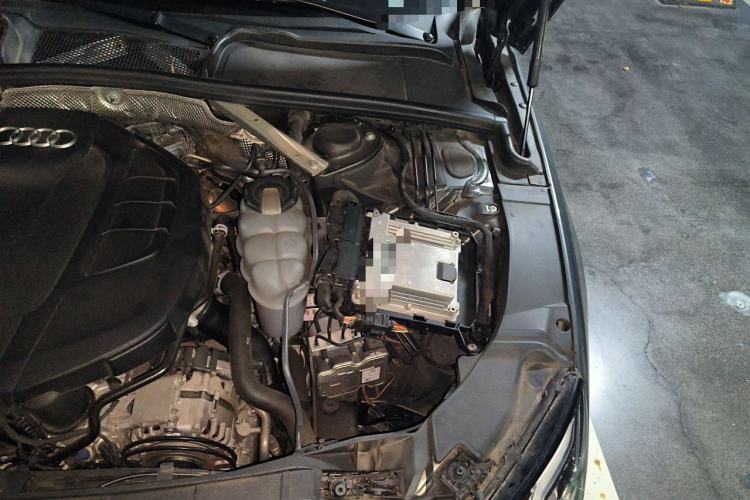 Used Audi A4L 2022 40 TFSI Luxury Prestige Edition Engine Bay Left