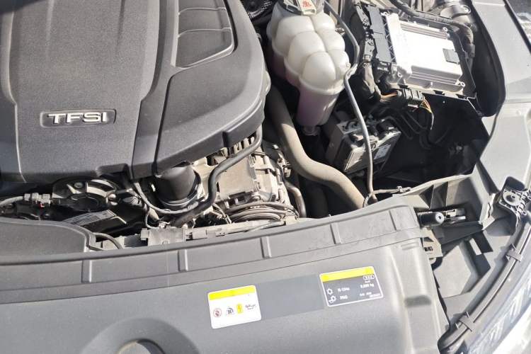 Used Audi A4L 2022 40 TFSI Fashion Dynamic Model Engine Bay Left