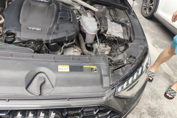 Used Audi A4L 2022 45 TFSI quattro Prestige Dynamic Edition Engine Bay Left