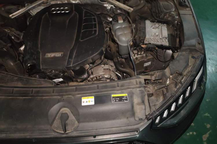 Used Audi A4L 2022 45 TFSI quattro Prestige Dynamic Edition Engine Bay Left