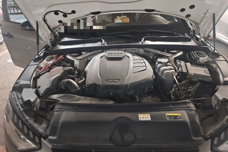 Used Audi A4L 2022 40 TFSI Fashion Dynamic Model Engine Bay Right