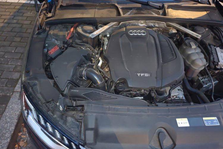 Used Audi A4L 2022 40 TFSI Fashion Dynamic Model Engine Bay Right