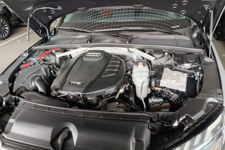 Used Audi A4L 2022 45 TFSI quattro Prestige Dynamic Edition Engine Bay