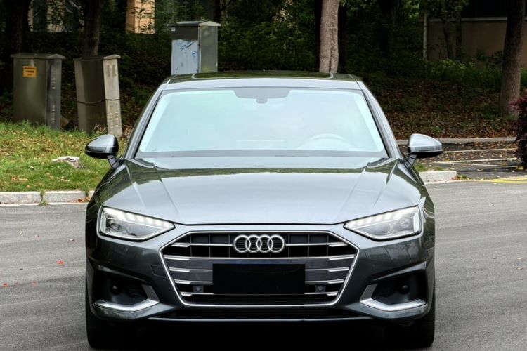 Used Audi A4L 2022 40 TFSI Stylish and Elegant Edition Exterior 4