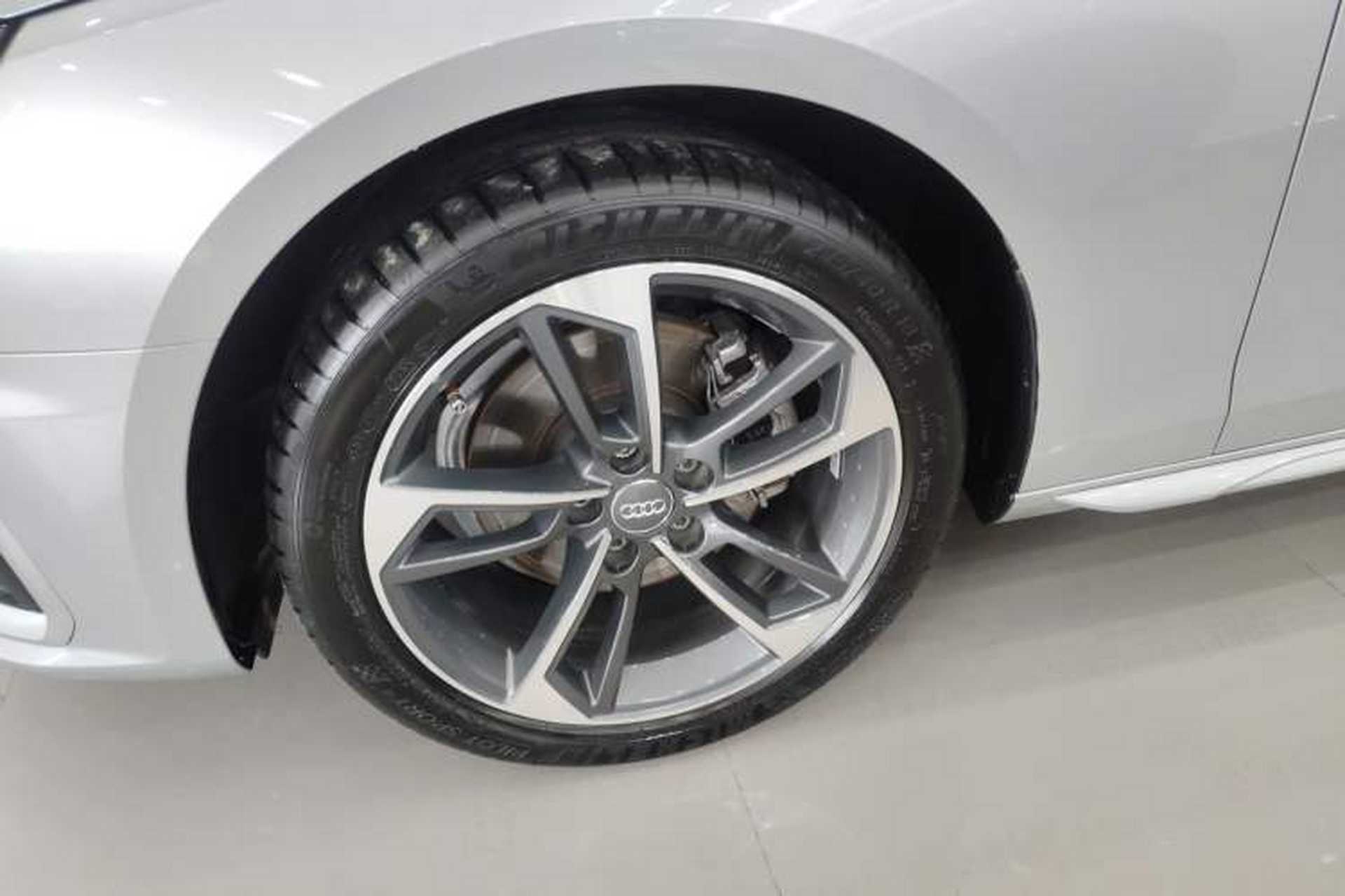 Used Audi A4L 2022 40 TFSI Fashion Dynamic Model Exterior 4