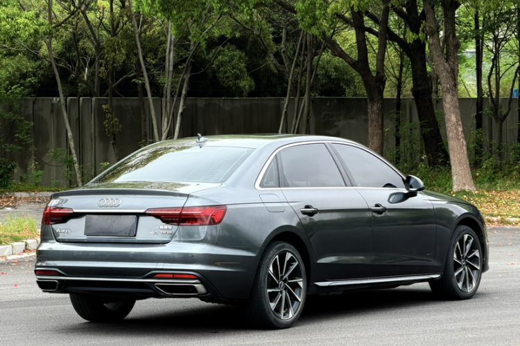 Used Audi A4L 2022 40 TFSI Stylish and Elegant Edition Exterior 6