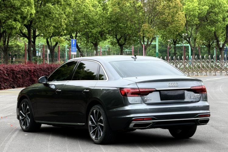 Used Audi A4L 2022 40 TFSI Stylish and Elegant Edition Exterior 7