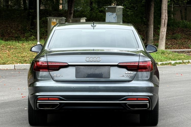 Used Audi A4L 2022 40 TFSI Stylish and Elegant Edition Exterior 8