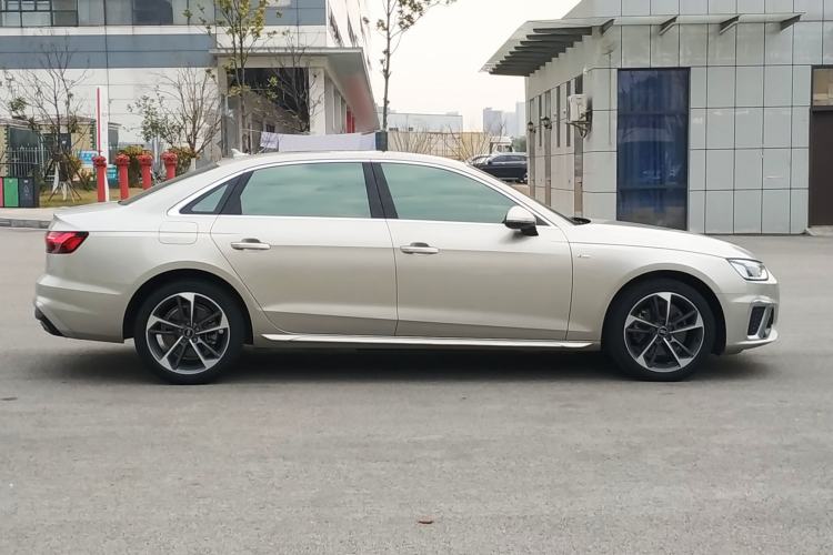 Used Audi A4L 2022 40 TFSI Fashion Dynamic Model Exterior 9