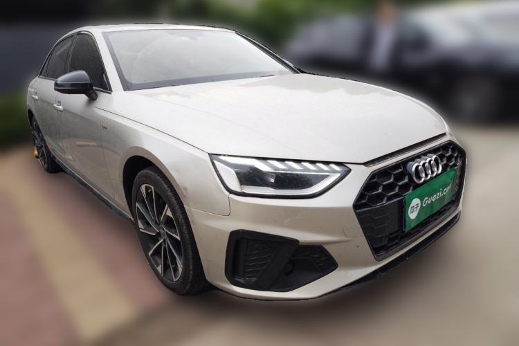 Used Audi A4L 2022 40 TFSI Luxury Dynamic Model Front Right 45 Deg