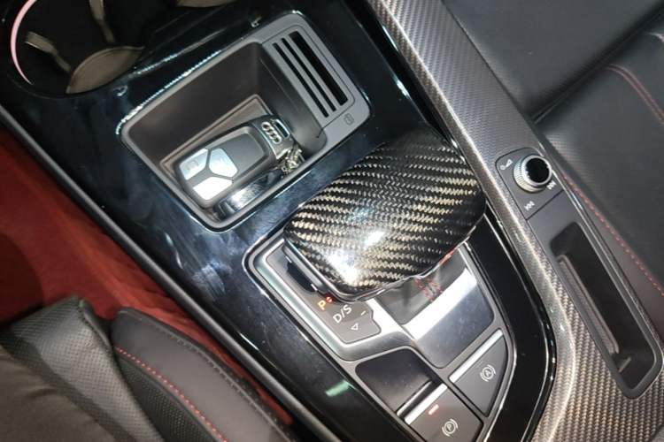Used Audi A4L 2022 40 TFSI quattro RS Performance Package Gear Lever