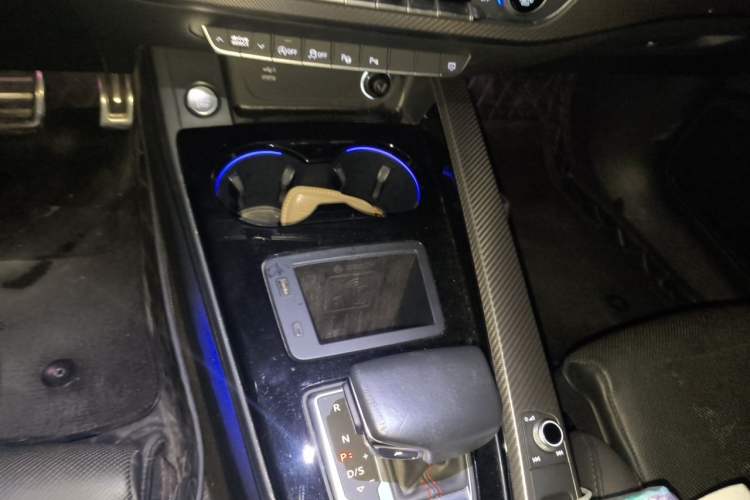 Used Audi A4L 2022 40 TFSI quattro RS Performance Package Gear Lever