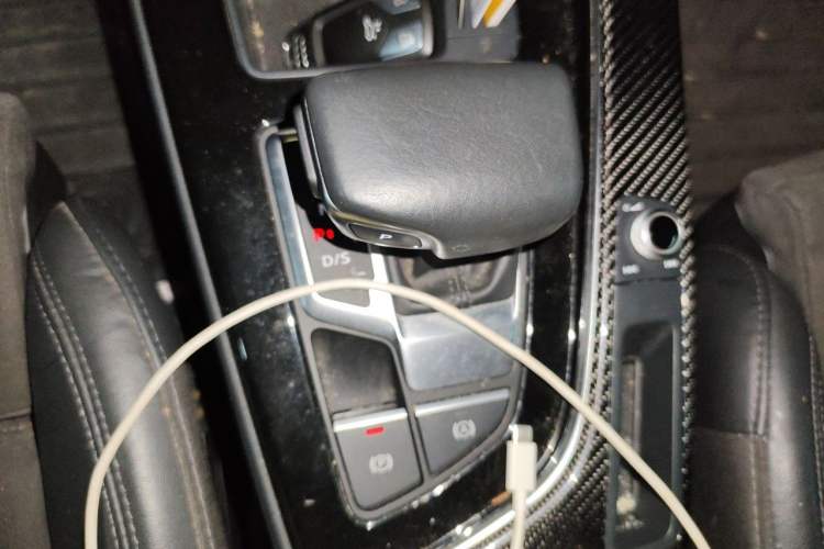 Used Audi A4L 2022 45 TFSI quattro Prestige Dynamic Edition Gear Lever