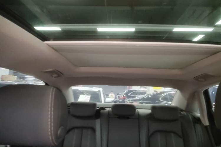 Used Audi A4L 2022 40 TFSI Fashion Dynamic Model Headliner