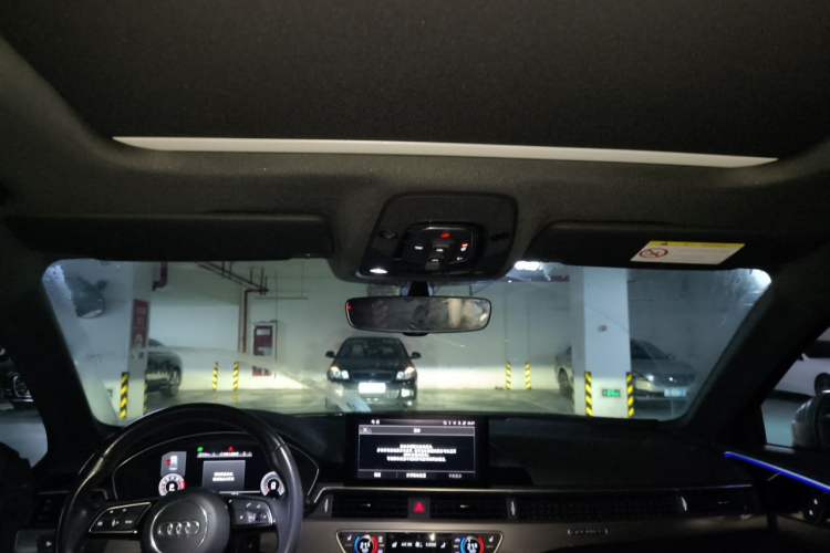 Used Audi A4L 2022 40 TFSI quattro RS Performance Package Headliner