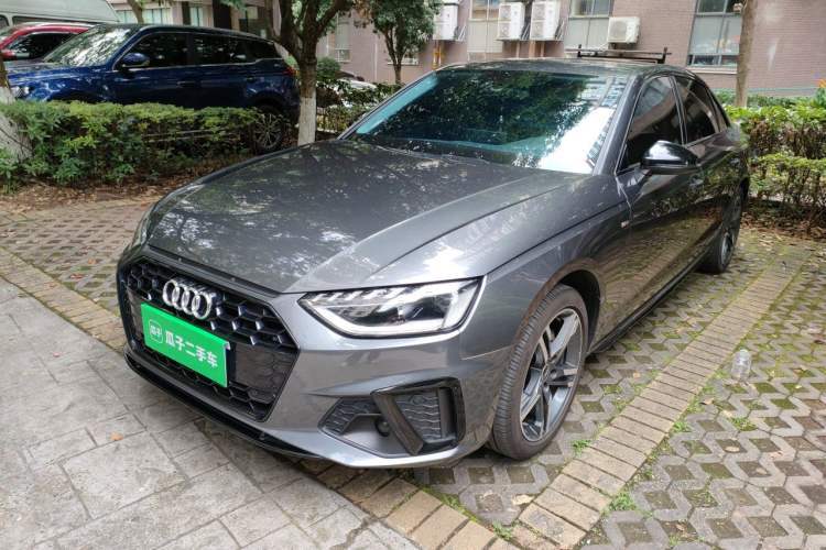Used Audi A4L 2022 40 TFSI Luxury Dynamic Model Guazi used car, China used car export, Used car for sale, Used cars, Cheapest cars for sale