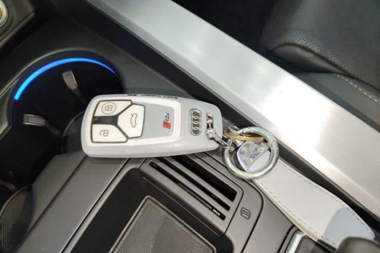 Used Audi A4L 2022 40 TFSI Fashion Dynamic Model Interior 1