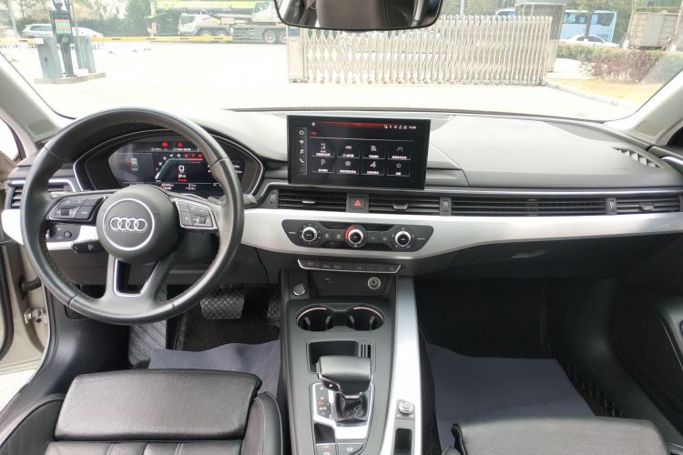 Used Audi A4L 2022 40 TFSI Fashion Dynamic Model Interior 2