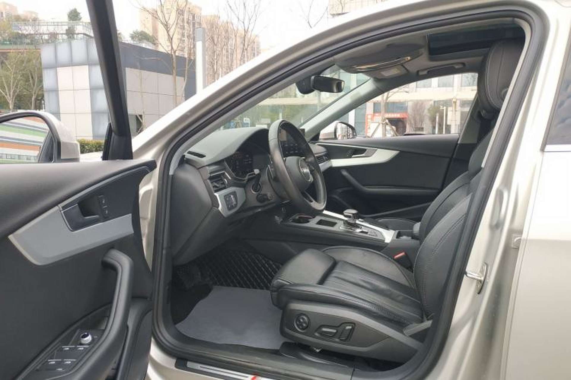 Used Audi A4L 2022 40 TFSI Fashion Dynamic Model Interior 3