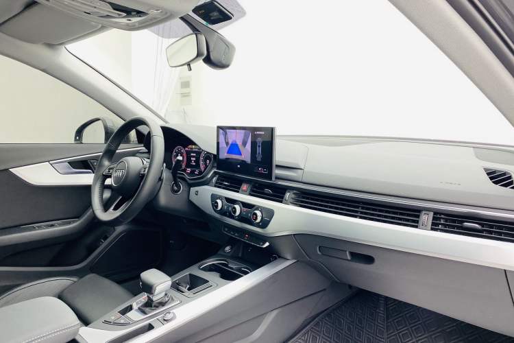 Used Audi A4L 2022 40 TFSI Fashion Dynamic Model Interior 5