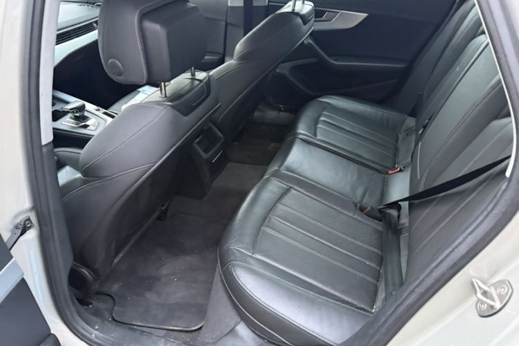 Used Audi A4L 2022 40 TFSI Fashion Dynamic Model Interior 5