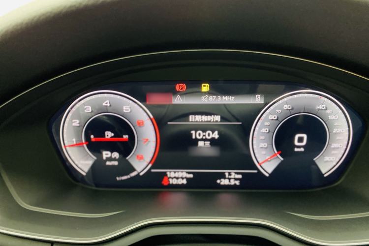 Used Audi A4L 2022 40 TFSI Fashion Dynamic Model Interior 9