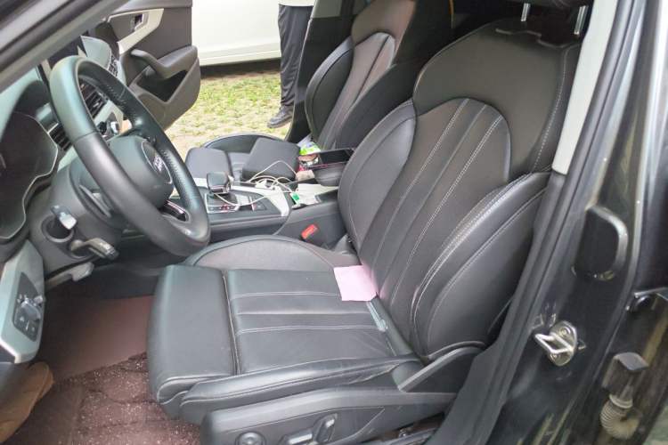 Used Audi A4L 2022 40 TFSI Fashion Dynamic Model Left Front Seat