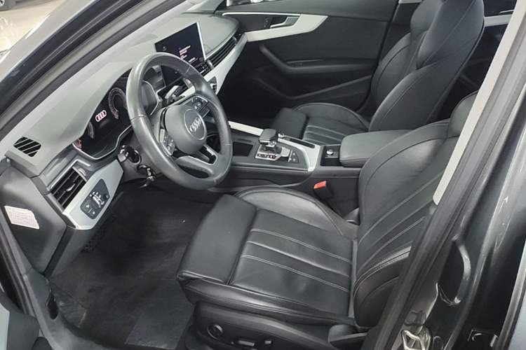 Used Audi A4L 2022 40 TFSI Fashion Dynamic Model Left Front Seat