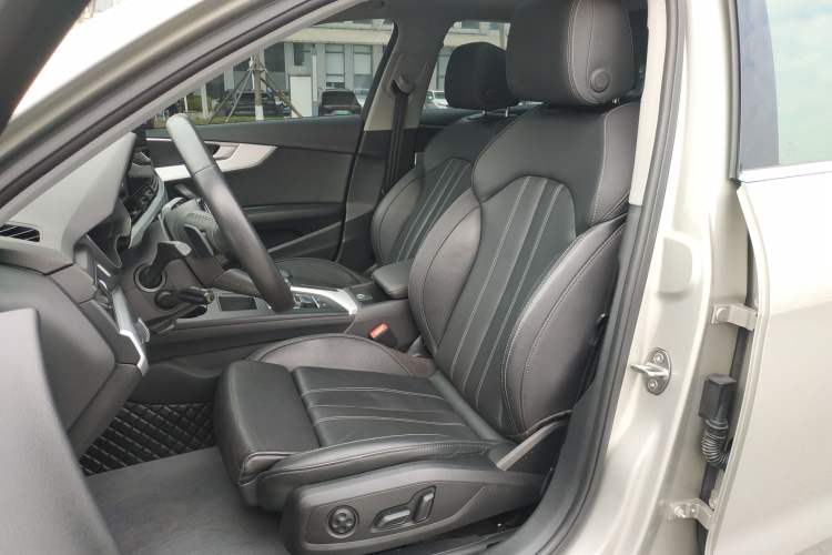 Used Audi A4L 2022 40 TFSI Fashion Dynamic Model Left Front Seat