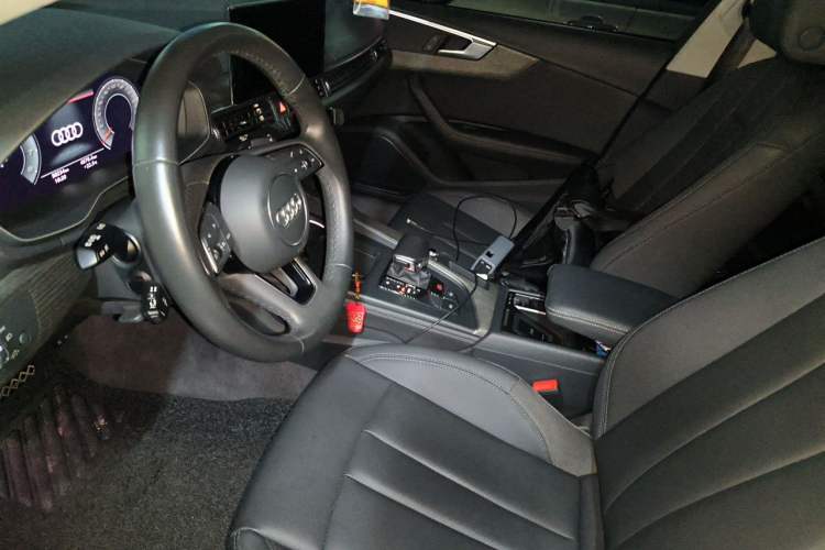 Used Audi A4L 2022 40 TFSI Luxury Prestige Edition Left Front Seat