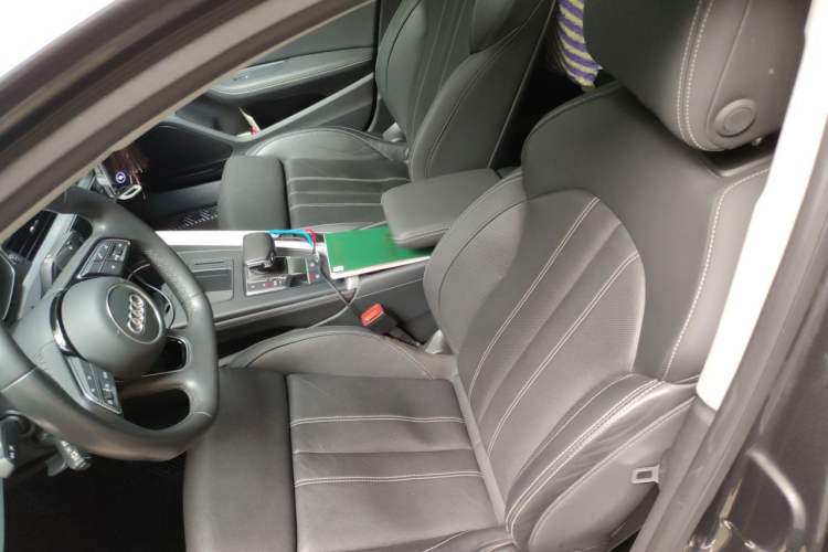Used Audi A4L 2022 40 TFSI Luxury Dynamic Model Left Front Seat